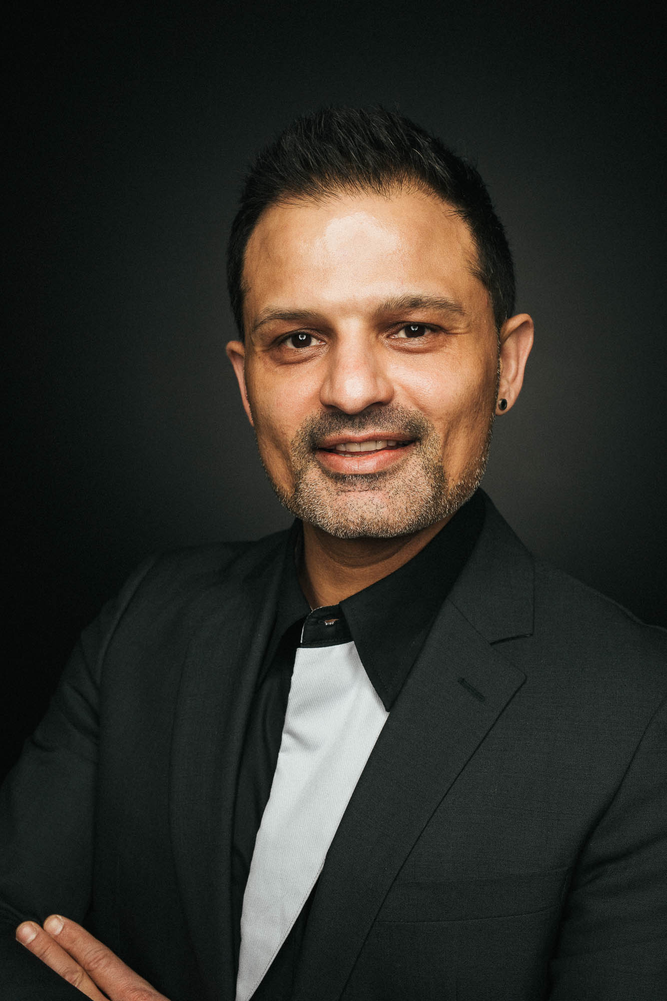 Export x3 Headshot  06148 Dez 01 2019 Headshots 2019  Miro Nicole Nadine 3